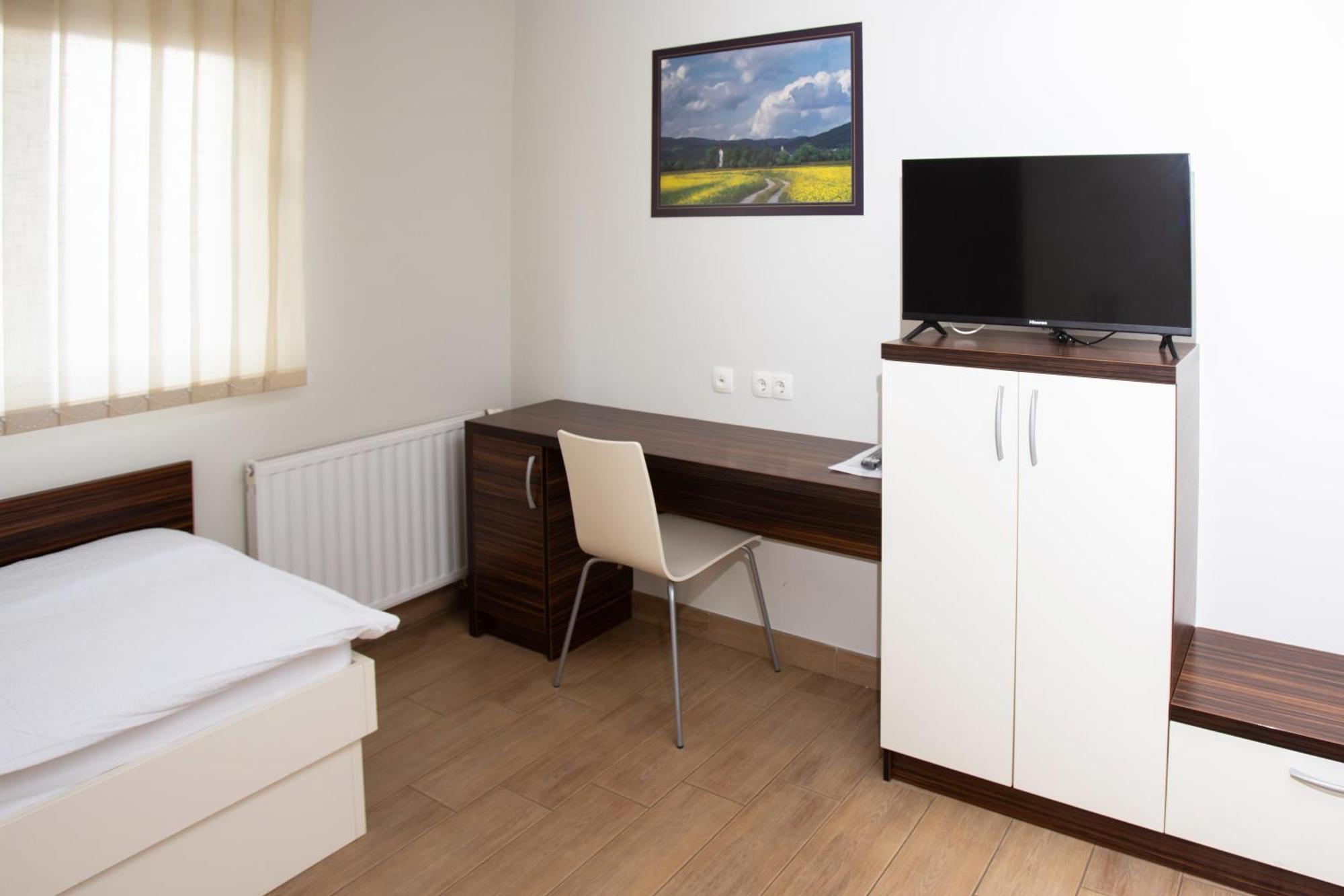 Rooms En Krajcar 체르크니차 외부 사진